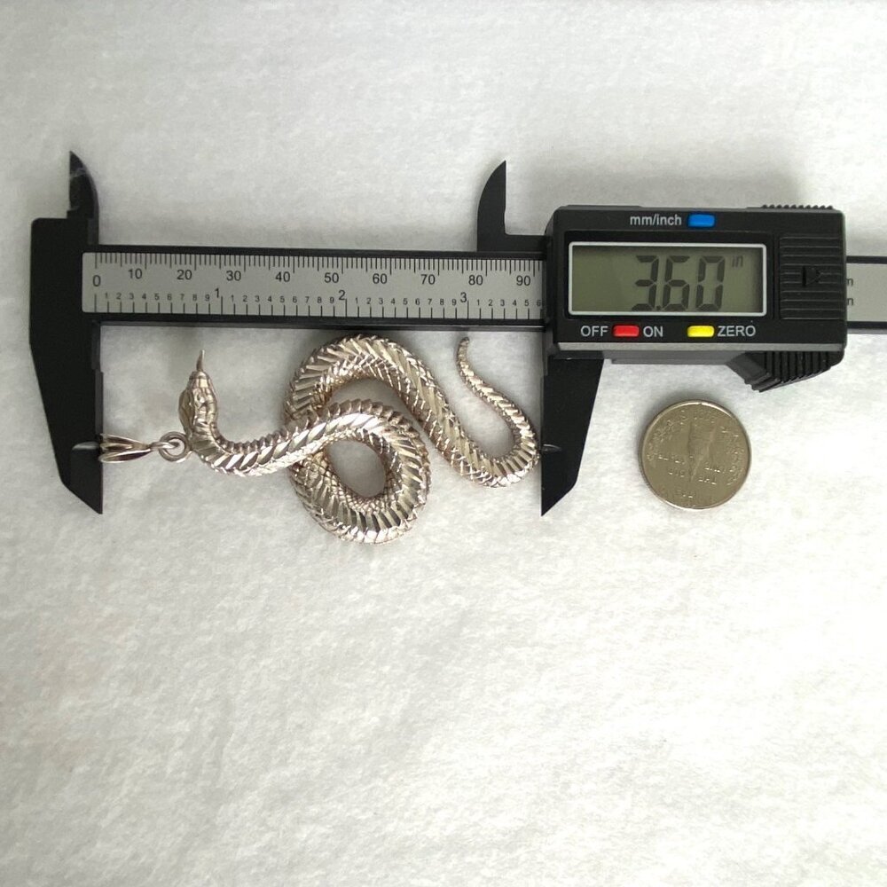 VTG Sterling Silver “1 Of A Kind” Large Diamond Cut Snake Serpent Pendant 29g - Picture 15 of 16